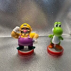 Wario and Yoshi Super Mario Party Series Amiibo Figure